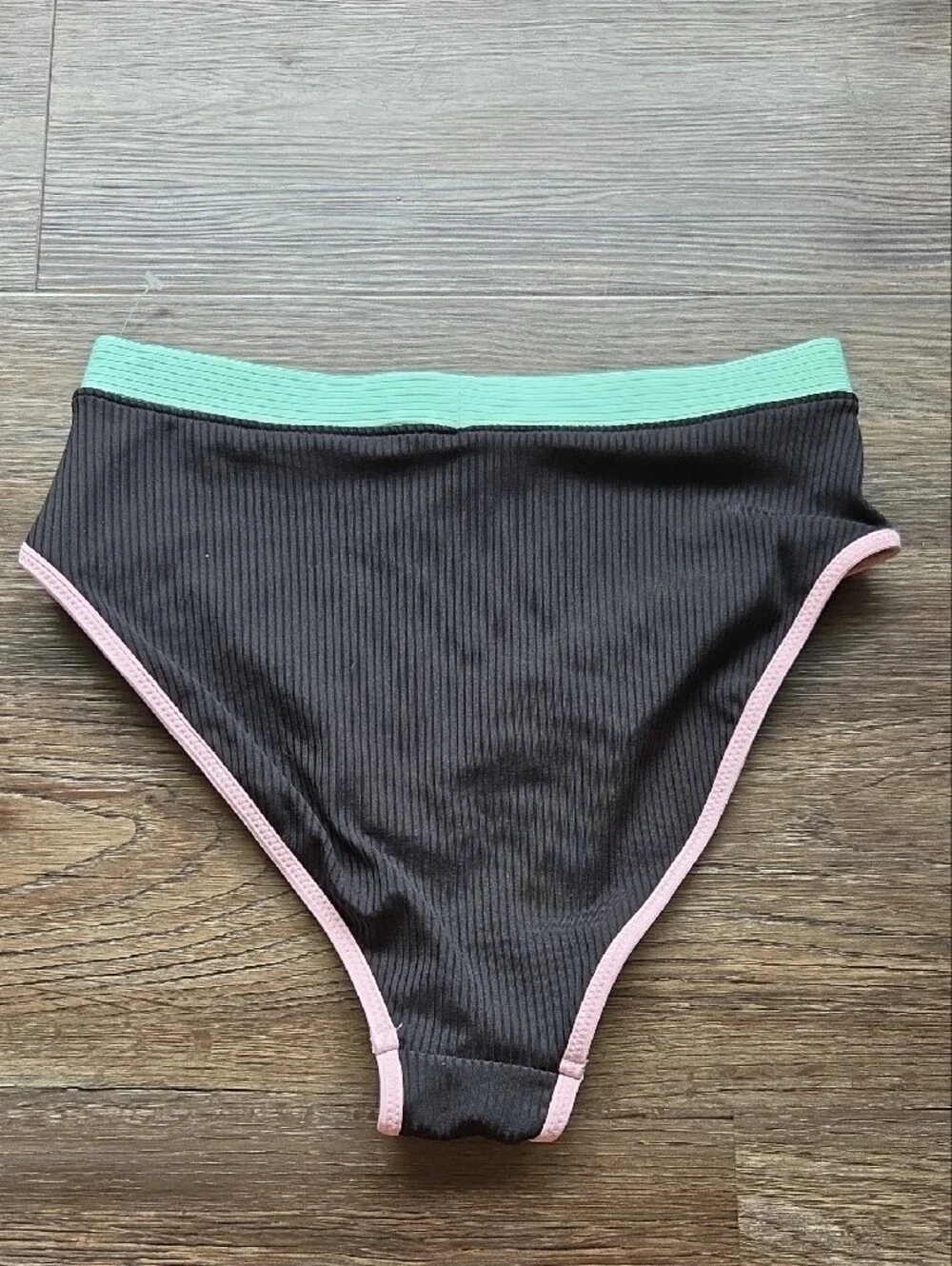 Nwot Jessica Simpson High-Waist Black Bikini Bottom With Trim Size Small